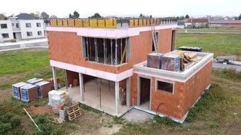 Pracovnik , Brigadnik