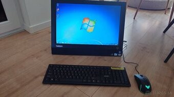 Už retro - All in one PC - Lenovo ThinkCentre A70z