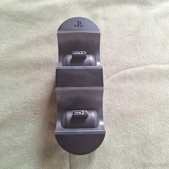 Nabíjačka pre ovládače PS4