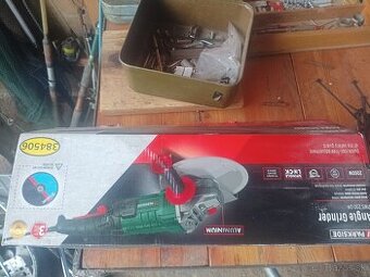 Uhlová brúska Nová