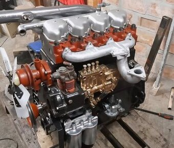 PREDAM KOMPLETNY MOTOR TRAKTOR ZETOR 7211,7245 PO OPRAVE