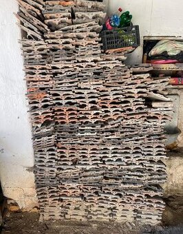 Stara škridla a tehly