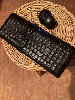 Klávesnica Logitech a myš Lenovo