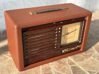 Predam baterkovy elektronkovy prijmac Tesla 3101 A