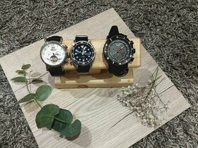 Naše drevené vyrobky stojany na hodinky alebo mobil