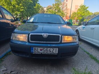 Octavia,1.9tdi 77kw rv 2008.382 663tis km.POSKODENE SERVO.