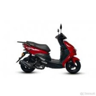 Kupim hondu yamahu skuter 50ccm
