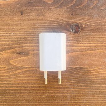 Apple 5W USB Power Adaptér