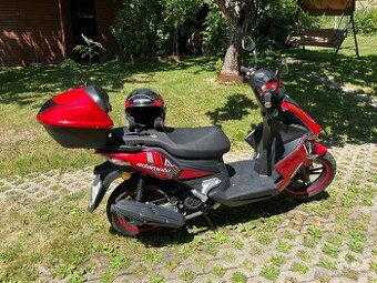Predám skuter Adamoto 125cm3