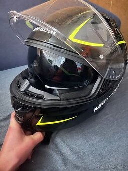 Helma na moto
