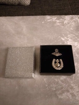 prstene Vievienne Westwood – mensi a vacsi znacene povrch pl