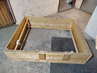 Predám drevenú ohrádku na odchov šteniatok