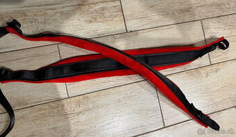 Remene ( popruhy ) akordeón / heligonka