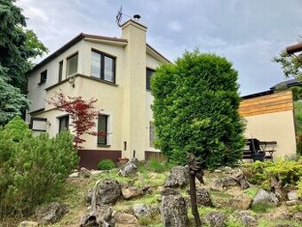 Chata s krásnym pozemkom 1028 m2 - BAKUCH VILE -