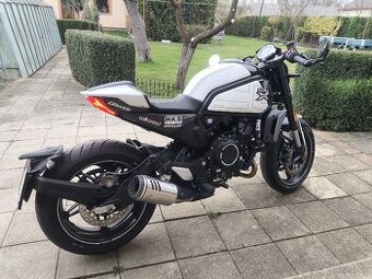 CF MOTO 700 SPORT