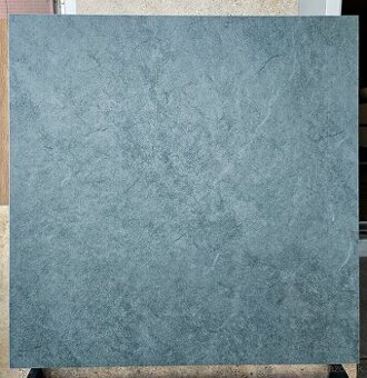 Protišmyk dlažba tmavo sivá 90x60 hrubá 2 cm aj na terče