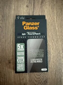 PanzerGlass sklo iPhone 15/iPhone 16