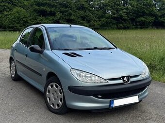 Peugeot 206 1.1 benzín 44kw