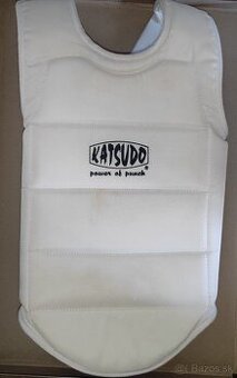 Karate chránič hrudníka