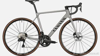 Canyon Ultimate CF SL 8 Disc Di2