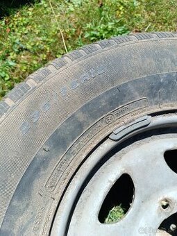 Predám pneumatiky 235/75R15- 4ks