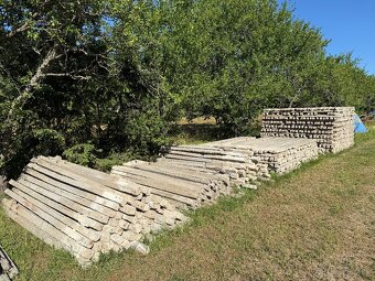 Predám betónové stĺpiky - 600 ks
