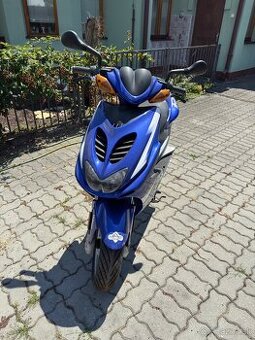 Yamaha Aerox 50