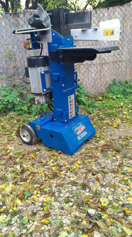 Stiepacka na drevo Scheppach HL 810 8t 400 V - 1