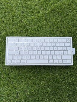 Apple Magic Keyboard Touch ID - White - 1
