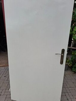Dvere 90