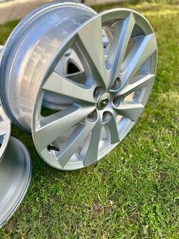 Elektróny Mazda 5x114,3 R17 ET 50