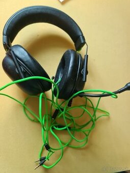 Predám slúchadlá spolu razer 2ks hyperx 1ks