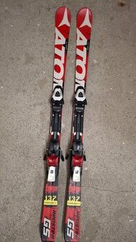 Lyže Atomic 137 cm