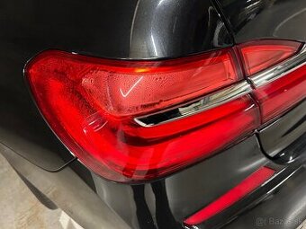 BMW 7 ROK 2018 ZADNÉ SVETLO