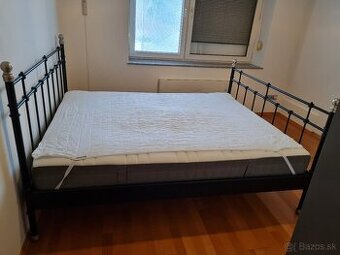 Manželská posteľ IKEA – 160 × 200