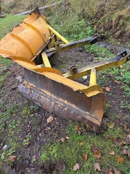 Predám snežný šipovy pluh pôvodne na lkt