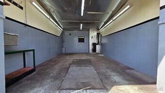 IBA U NÁS Garáž s montážnou jamou a pivnicou, predaj,