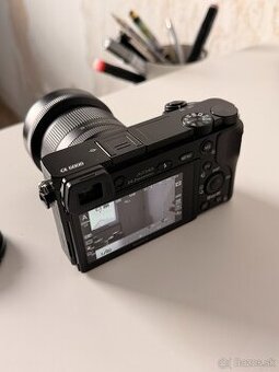 Sony A6000 v perfektnom stave