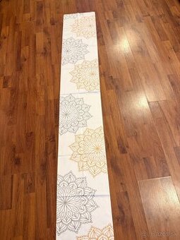 Luxusná štóla na stôl 2 kusy nové