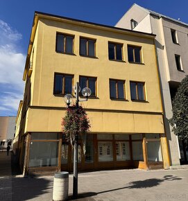Na predaj budova v Trnave v centre mesta (1014 m²) - 1