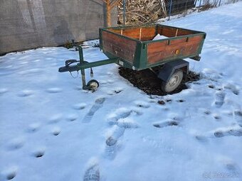 Malý prívesný vozík s TP