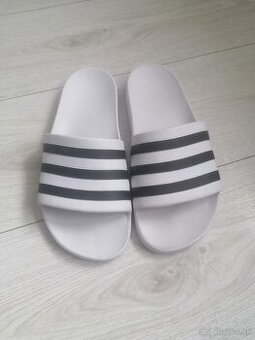 adidas slapky
