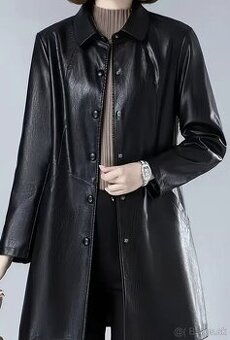 Dámska kožená bunda /kabát.