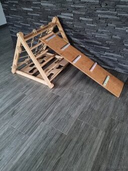 3 stranný bukový Piklerovej triangel/trojuholník montessori