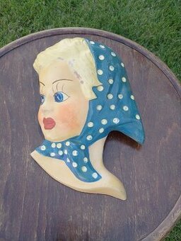 Starožitna keramická plastika