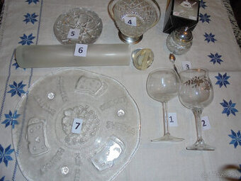 Predám sklenené tácky, dózy