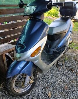 Skuter   Adamoto   50ccm  2T