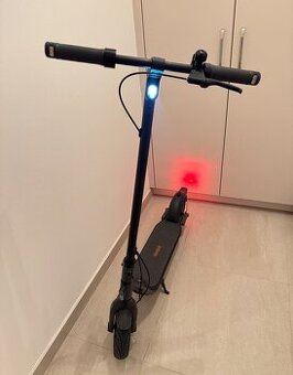 Elektrická kolobežka - Ninebot KickScooter F2 - TOP STAV