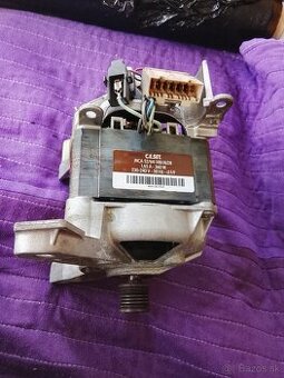 Motor z práčky Whirlpool