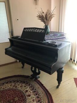 Predam klavir krídlo